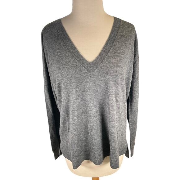 J.Crew 100% Merino Wool V-Neck Sweater – Gray – Size Small Vintage Fall Winter - Picture 3 of 10